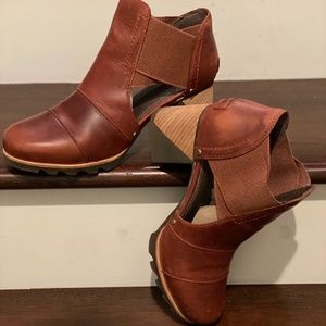 SOREL||| ADDINGTON CUT OUT